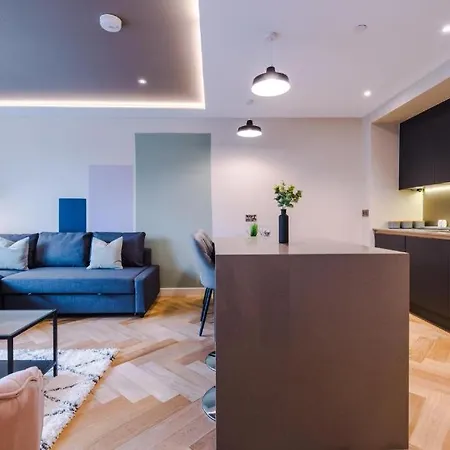 Winter Sale! Lovely Abode - Sleeps 6 Апартаменты