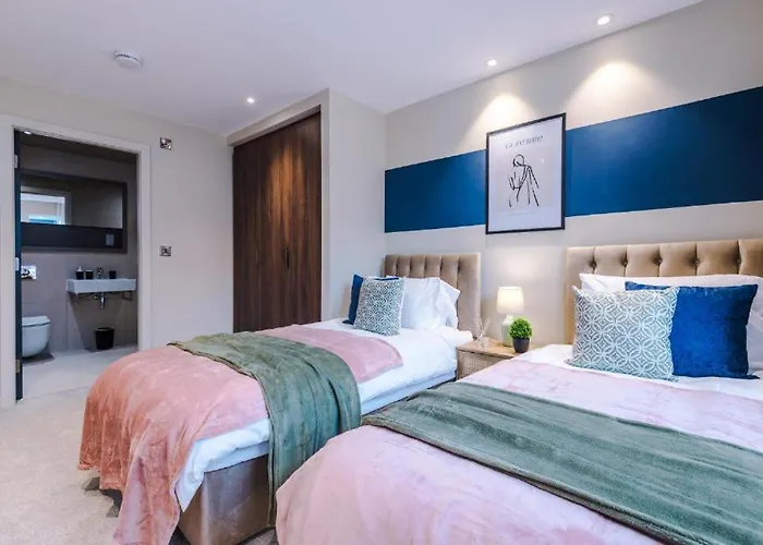 Апартаменты Winter Sale! Lovely Abode - Sleeps 6