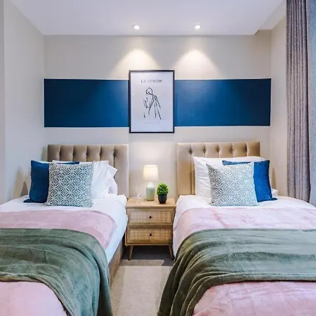 Exquisite Abode Sleeps 6! Appartement *